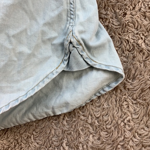 American Eagle Distressed Button Down Top - Picture 6 of 10